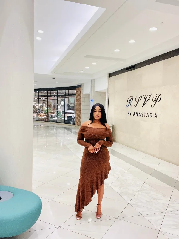 Huge Discounts Alia Off The Shoulder Dress