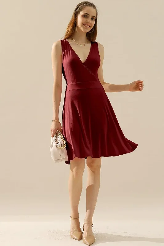 casual shift dressDEEP V NECK SLEEVELESS SWING FLOUNCE DRESSES