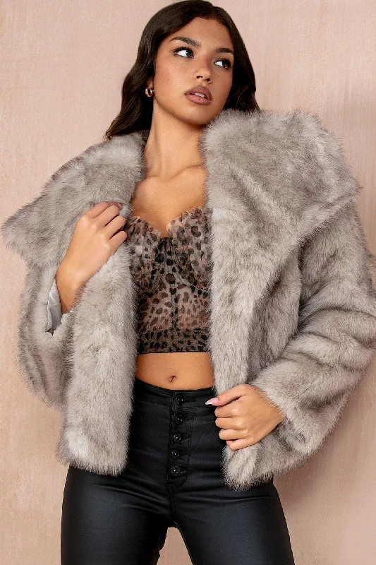 Bargain Prices Tiara Stone Faux Fur Coat