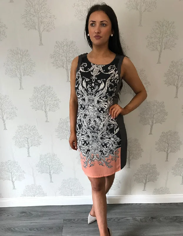 trendy bodycon dressDede Grey Sleeveless Aztec Midi Dress