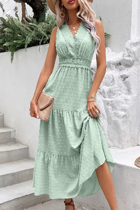 casual evening dressDOT DEEP BACK TIED V NECK LACE CAKE DRESS