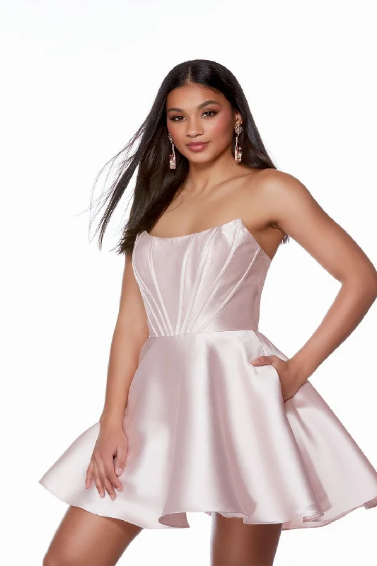 Season Finale Sale pleated maxi dressAlyce 3134