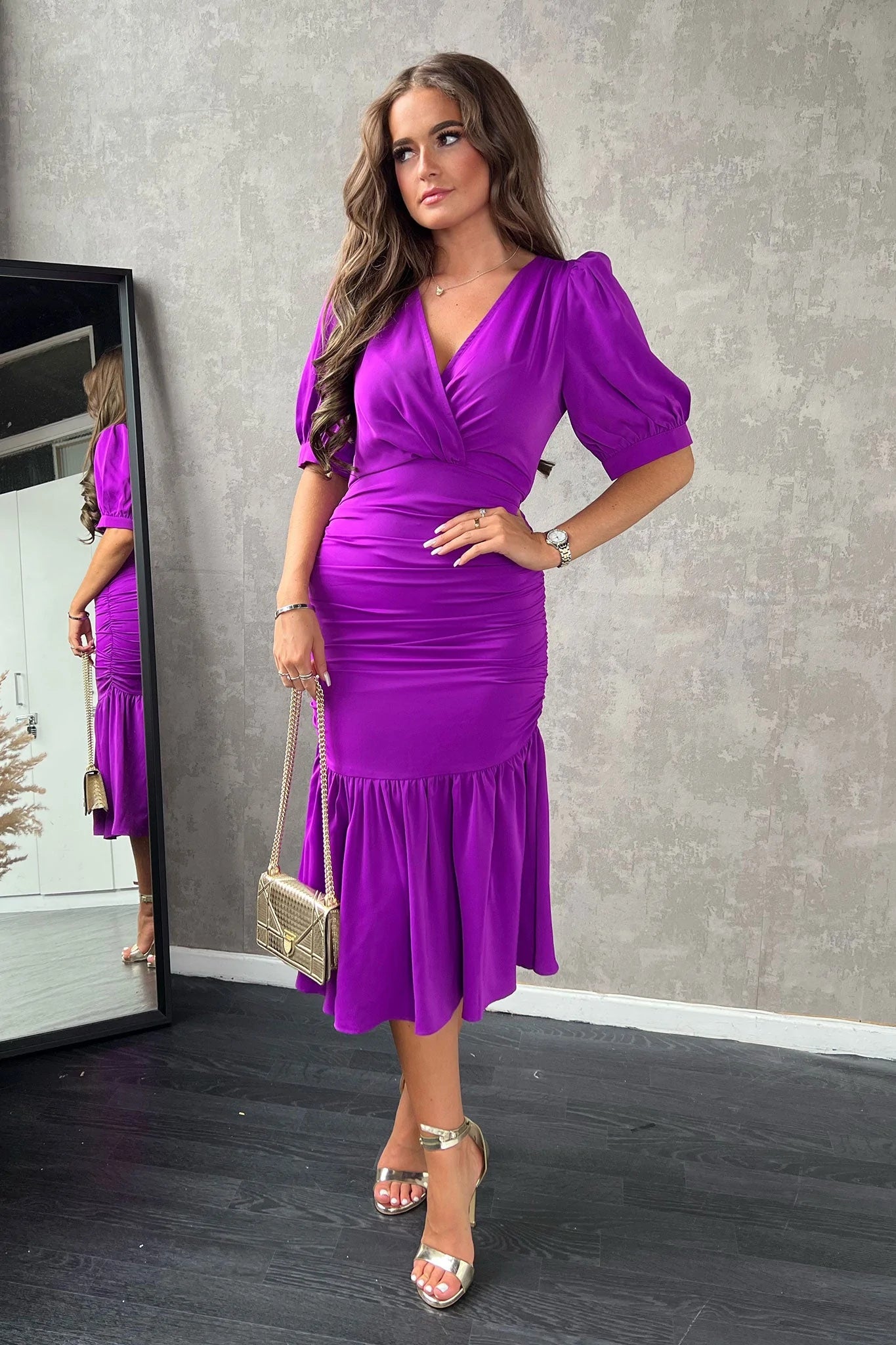 cocktail party dressNina Orchid Puff Sleeve Ruched Midi Dress