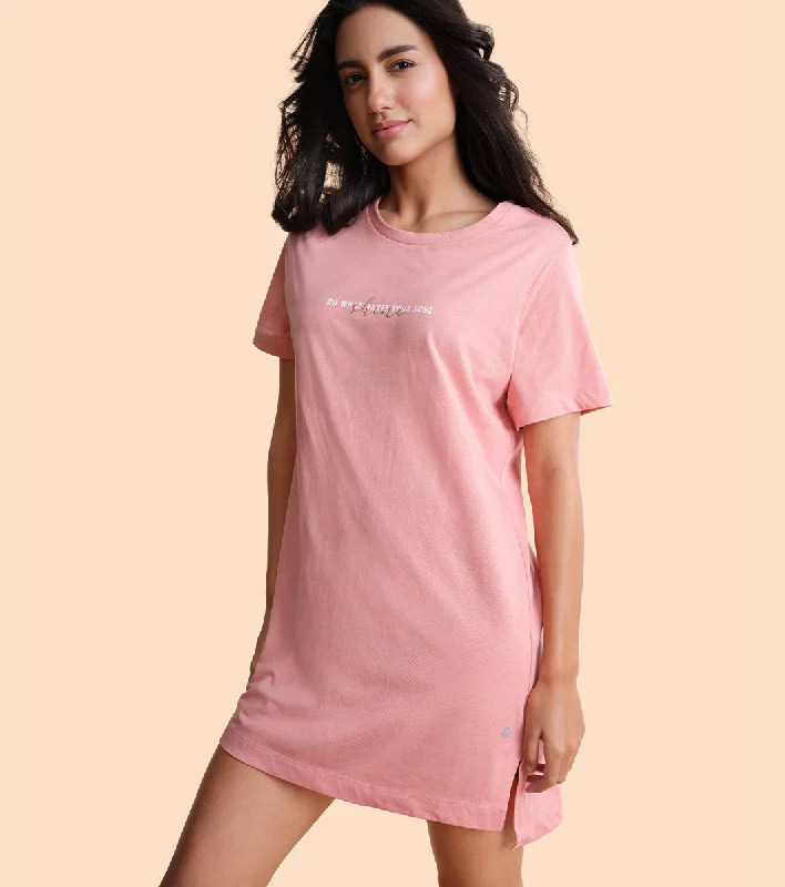 Savings Galore Tunic Tee – Solid | Short Sleeve Tunic Tee With Side Slit & Mindful Graphic Savings Galore Tunic Tee – Solid | Short Sleeve Tunic Tee With Side Slit & Mindful Graphic