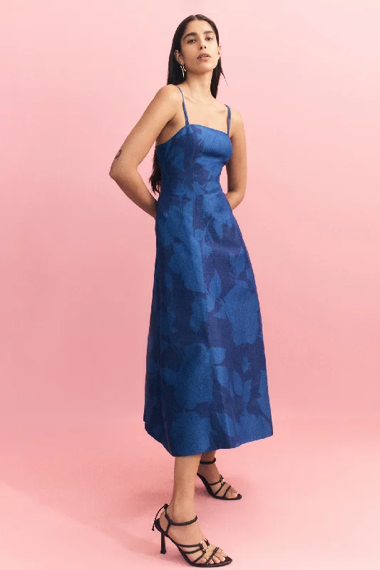 fitted cocktail dressBelonging Flared Midi Dress