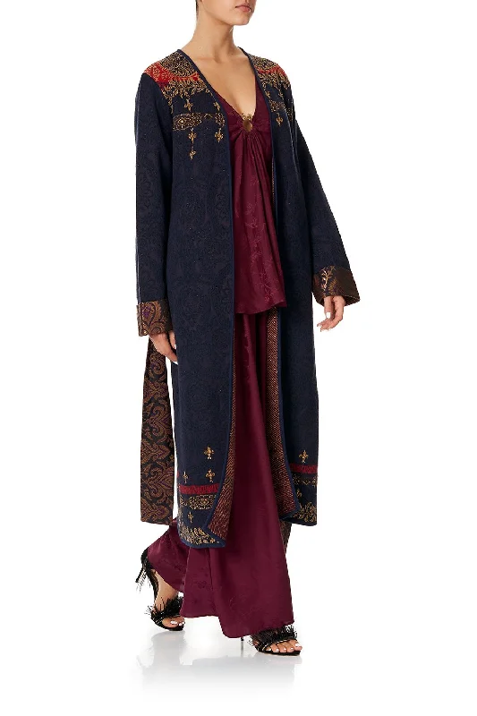 Factory Direct Sale KNIT COAT WITH WOVEN DETAIL THIS CHARMING WOMAN